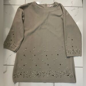 STUD- PEARLS DETAIL DRESS 🤎